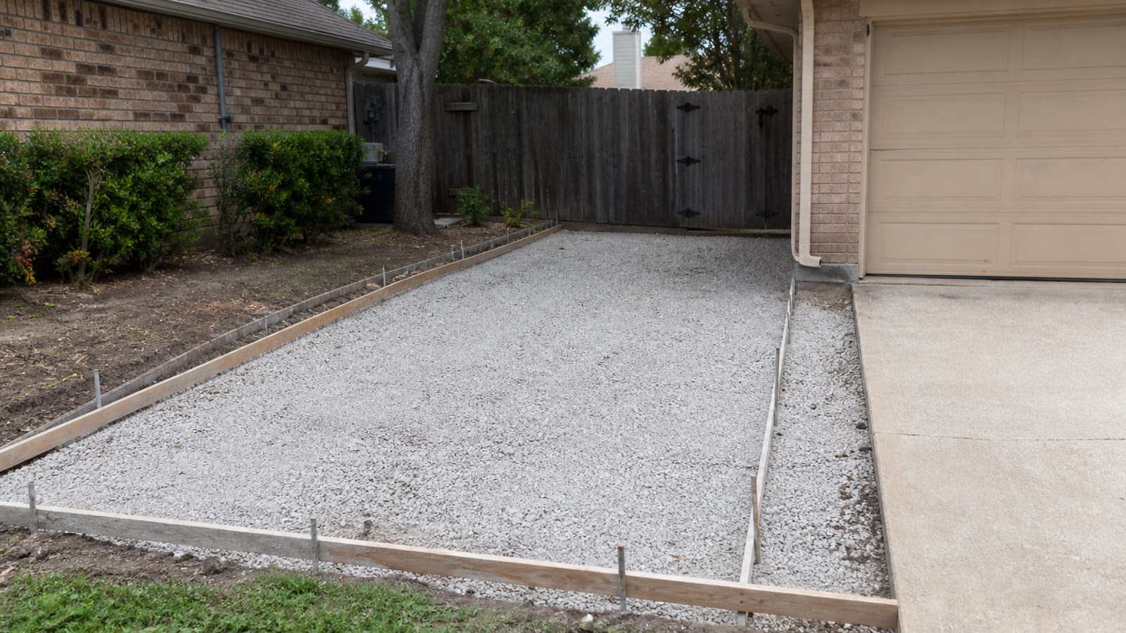Dfw Driveway Extensions closeup around DFW property